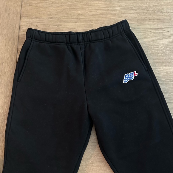 Diesel sweatpants - Picture 2 of 3